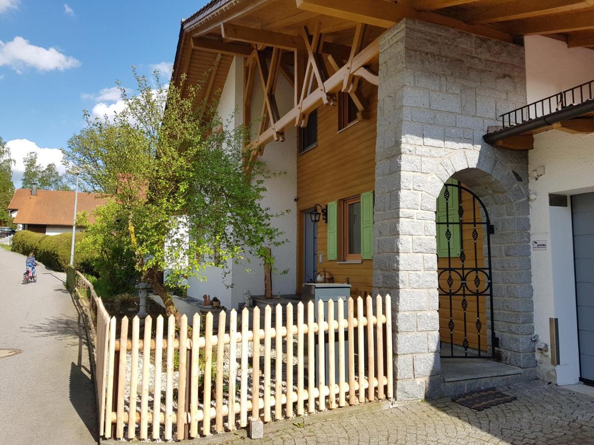Ferienwohnung Am Kirchberg Achslach Buitenkant foto